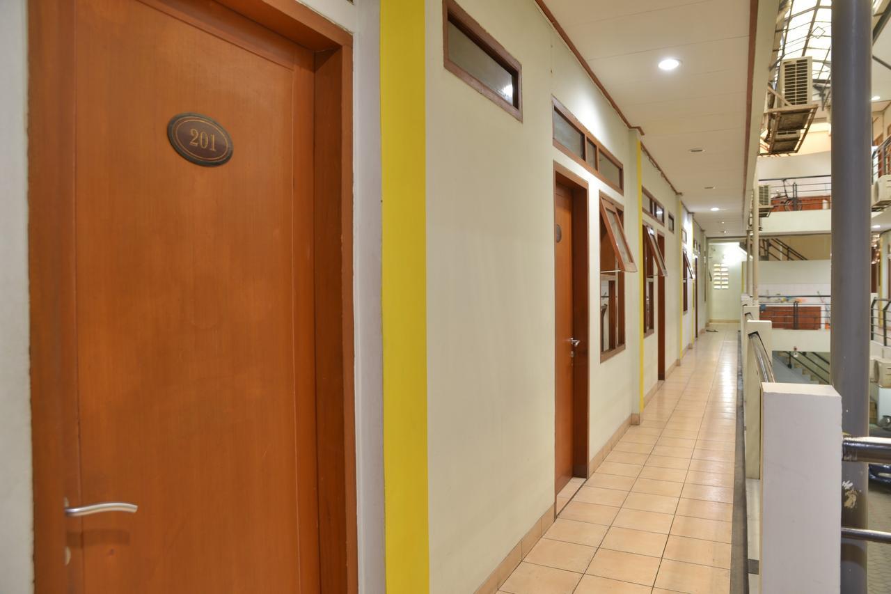 Zen Rooms Cipedes Tengah باندونج المظهر الخارجي الصورة